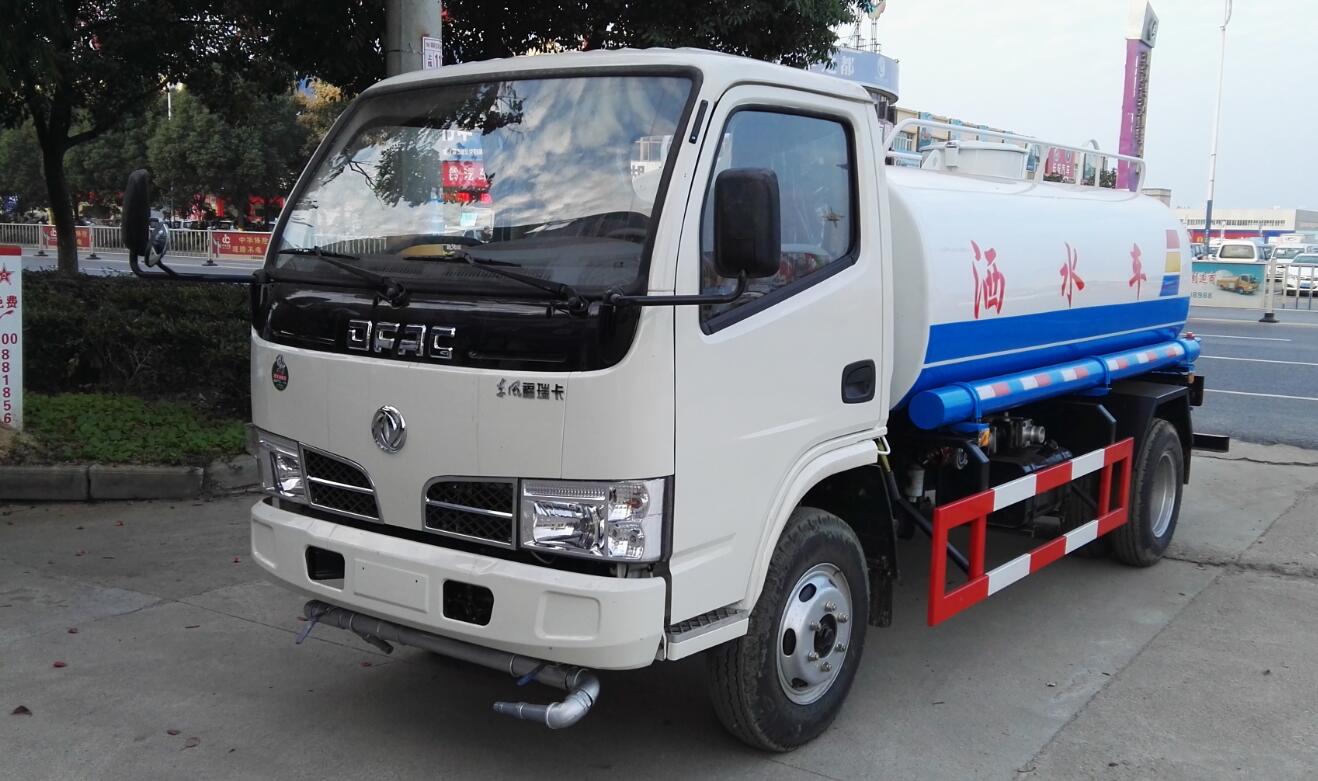 8方灑水車品牌大盤點 如何選對清潔好幫手？
